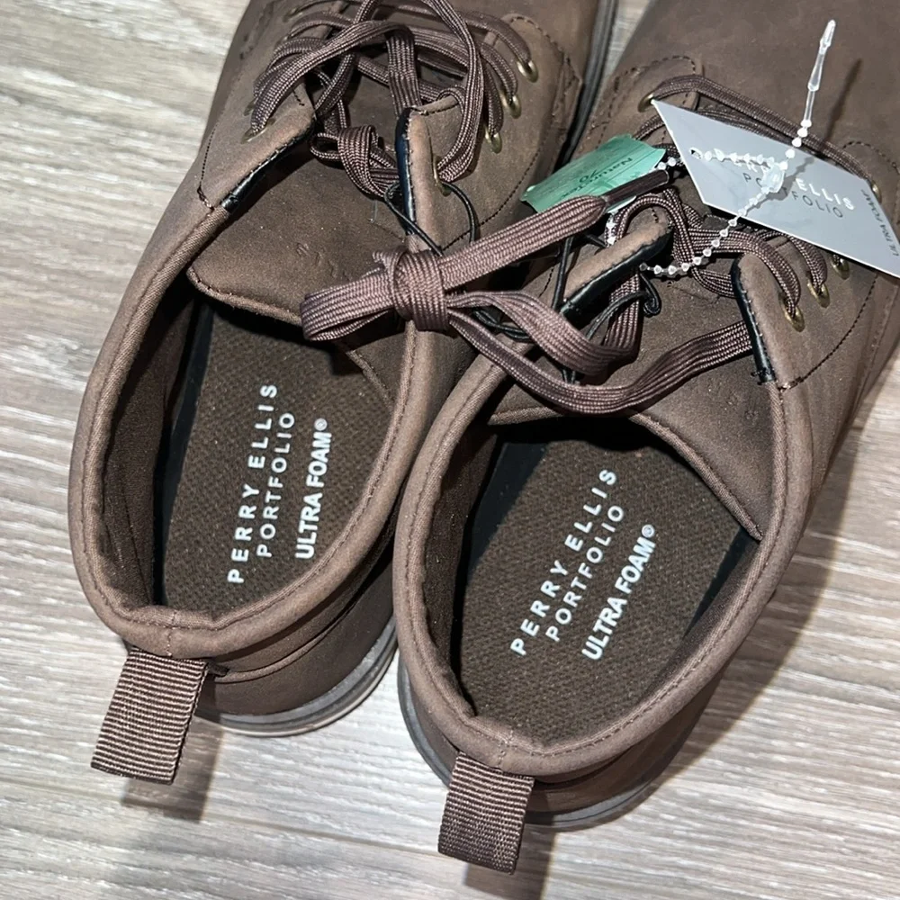 Perry Ellis perry ellis